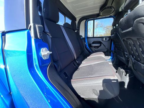 Used 2021 Jeep Gladiator Rubicon w/ Trailer Tow Package image 20