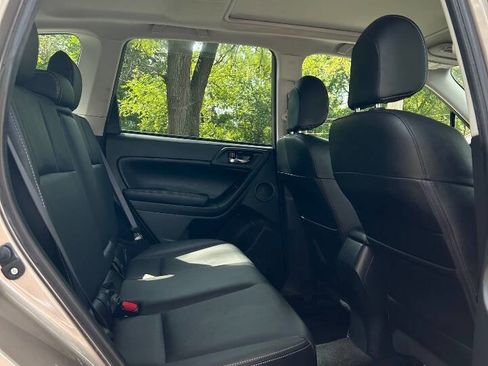 Used 2015 Subaru Forester 2.5i Limited image 17