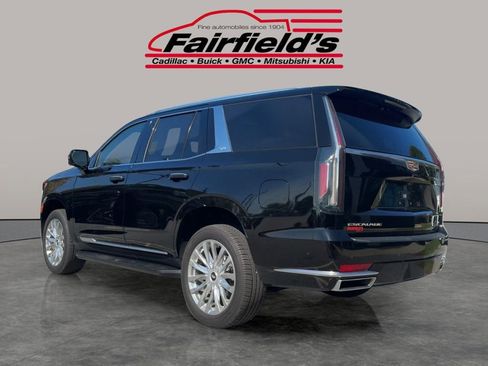 Used 2022 Cadillac Escalade Premium Luxury image 3
