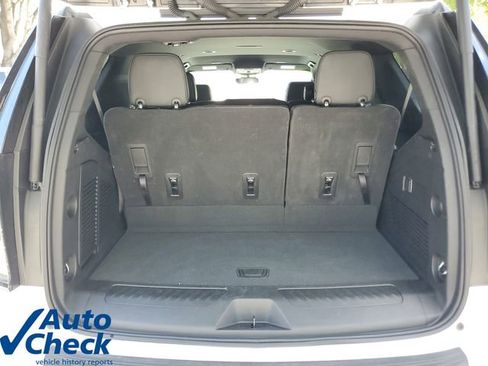 Used 2025 Chevrolet Tahoe LT AWD/4WD image 10