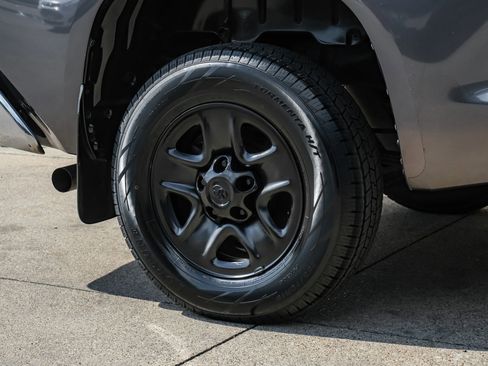 Used 2016 Toyota Tundra SR5 w/ SR5 Upgrade Package RWD image 51