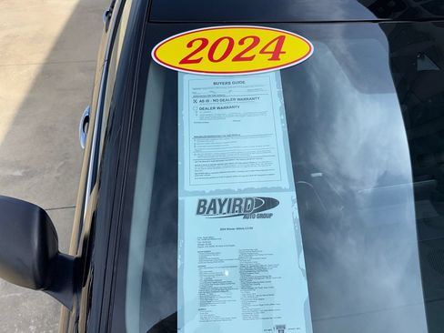 Used 2024 Nissan Altima 2.5 SV FWD image 16