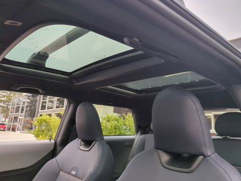 New 2026 MINI Cooper S image 21