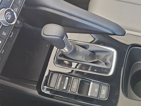 New 2025 Acura Integra image 20