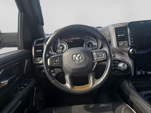 Used 2019 RAM 1500 Limited AWD/4WD image 12