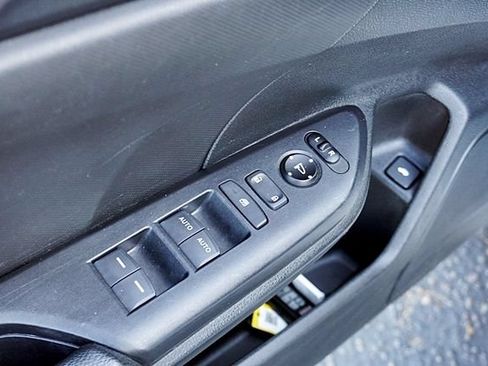 Used 2019 Honda Civic Sport image 22