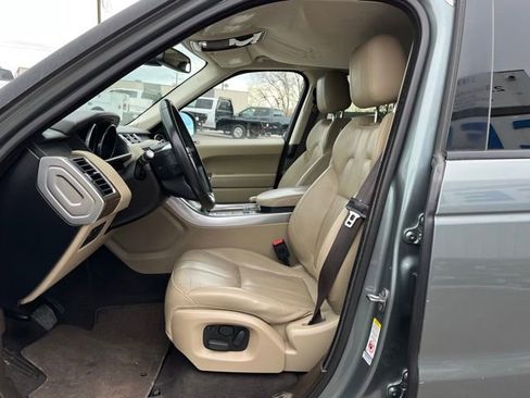 Used 2015 Land Rover Range Rover Sport SE AWD/4WD image 29