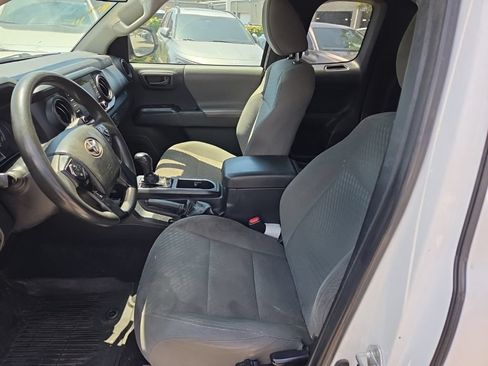 Used 2023 Toyota Tacoma SR RWD image 10
