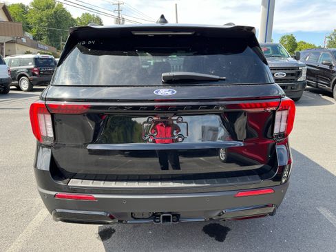 New 2027 Ford Explorer ST-Line AWD/4WD image 8