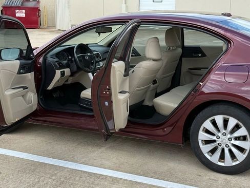 Used 2015 Honda Accord EX-L image 11
