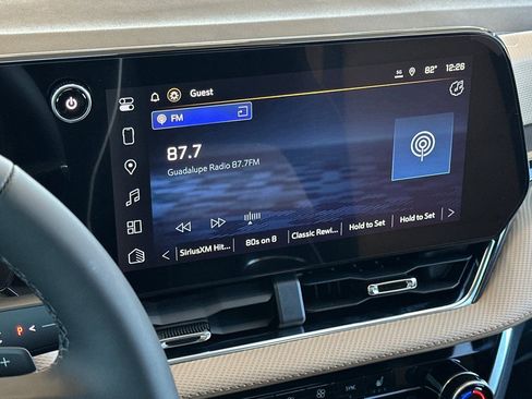 New 2026 Chevrolet Equinox ACTIV AWD/4WD image 18