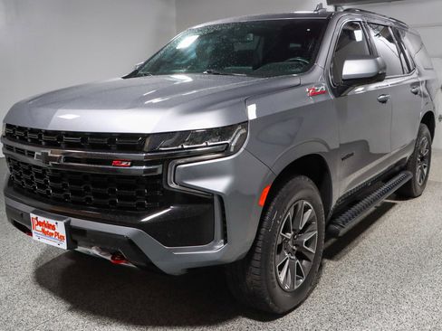 Used 2022 Chevrolet Tahoe Z71 w/ Luxury Package image 37