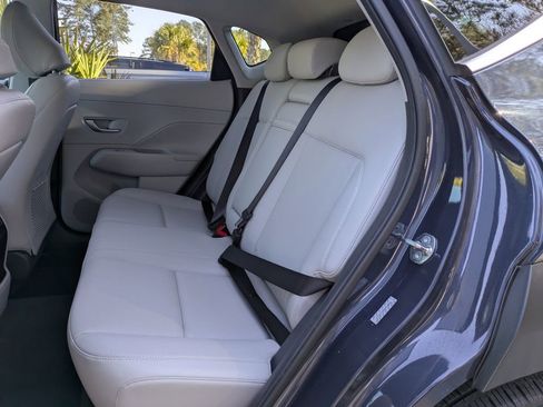 Used 2024 Hyundai Kona Limited image 15