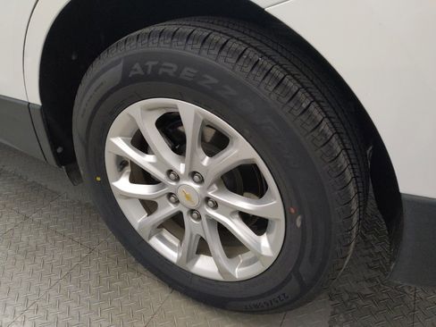 Used 2021 Chevrolet Equinox LT image 31