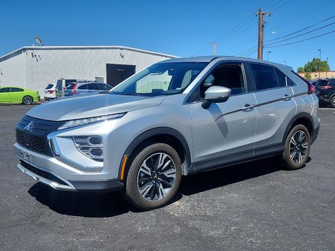 Used 2025 Mitsubishi Eclipse Cross SE AWD/4WD image 2