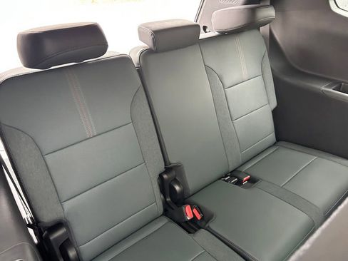 New 2026 GMC Acadia AT4 image 44