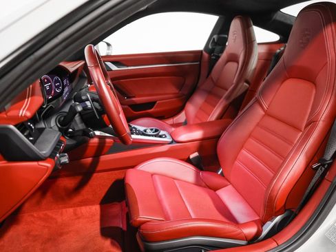 Used 2022 Porsche 911 Turbo image 26