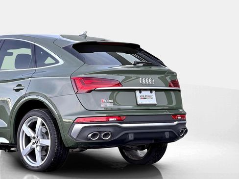 Used 2022 Audi SQ5 Premium Plus w/ Premium Plus Package image 9