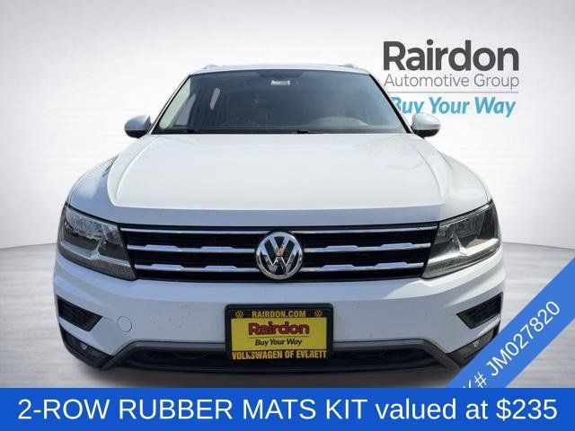 Used 2018 Volkswagen Tiguan SEL AWD/4WD image 2