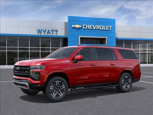New 2026 Chevrolet Suburban Z71 w/ Z71 Off-Road Package AWD/4WD image 2