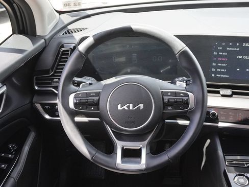 Used 2025 Kia Sportage EX AWD/4WD image 38