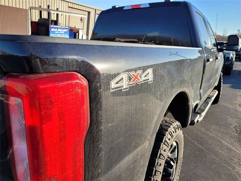 Used 2024 Ford F250 XLT image 5