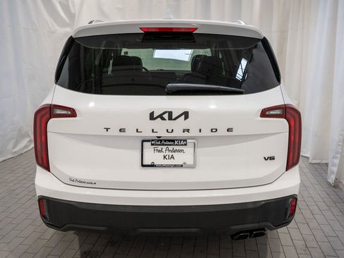 Certified 2024 Kia Telluride S w/ S Sunroof Package image 4