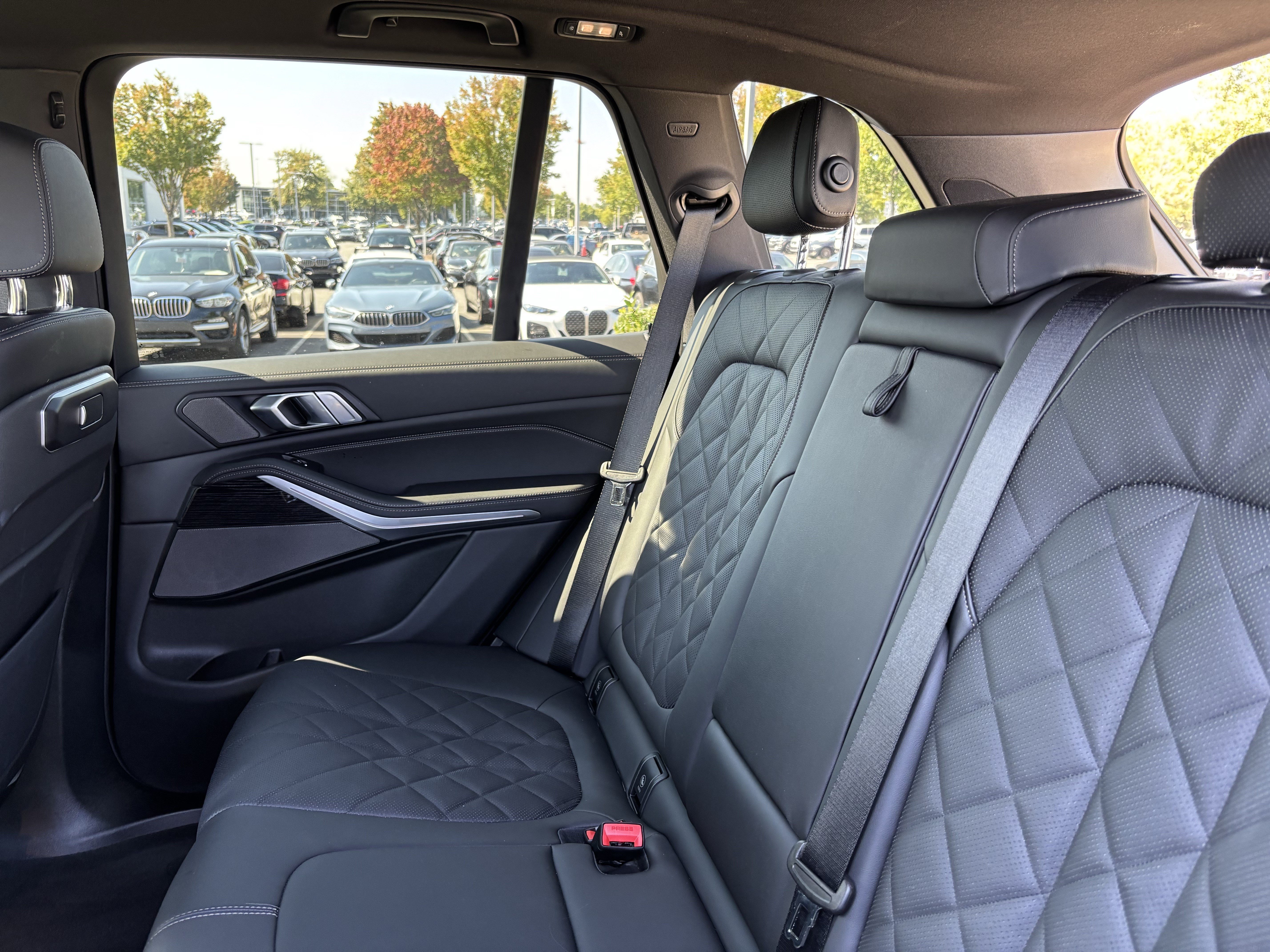 Certified 2026 BMW X5 sDrive40i w/ M Sport Package RWD image 33
