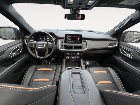 Used 2022 GMC Yukon AT4 w/ Technology Package image 13