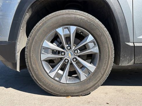 Used 2026 Chevrolet Equinox LT w/ Safety and Technology Package image 10