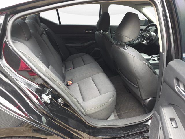 Used 2022 Nissan Altima 2.5 SV FWD image 33