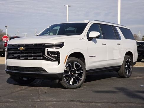 New 2026 Chevrolet Suburban High Country AWD/4WD image 2