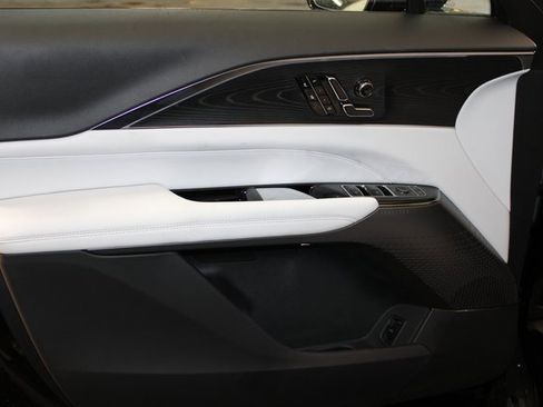 New 2026 Cadillac Lyriq Sport image 9