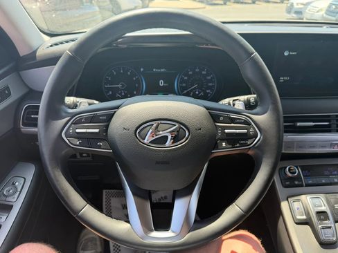 Used 2022 Hyundai Palisade SEL w/ 8P Bench Seat Package AWD/4WD image 14