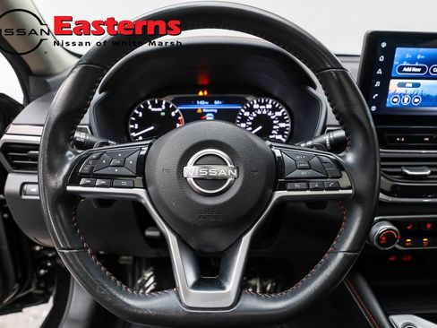 Used 2023 Nissan Altima 2.5 SR w/ SR Premium Package image 12