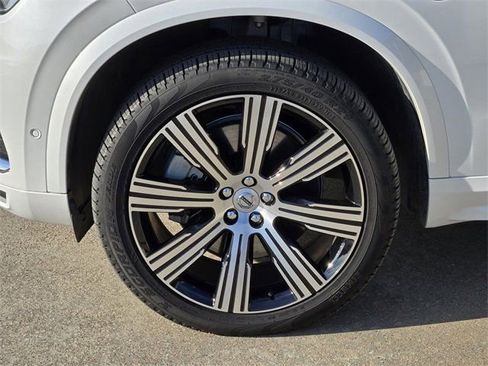 Used 2025 Volvo XC90 T8 Plus w/ Protection Package Premier image 16