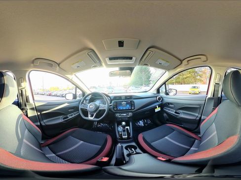 New 2025 Nissan Versa SR w/ Trunk Package image 15