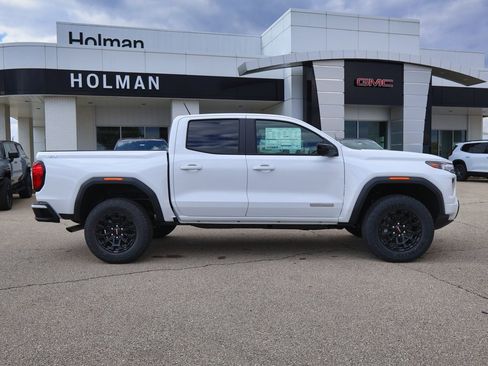 New 2026 GMC Canyon Elevation w/ Convenience Package image 2