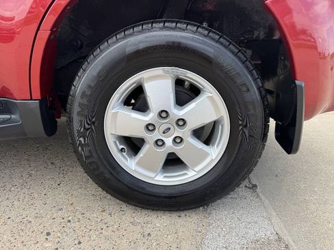 Used 2012 Ford Escape XLT FWD image 9