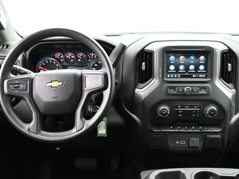 Used 2021 Chevrolet Silverado 1500 Custom AWD/4WD image 11