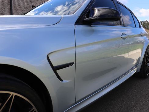Used 2018 BMW M3 Competition image 19