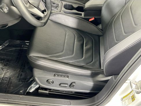 Used 2022 Volkswagen Jetta SEL image 19