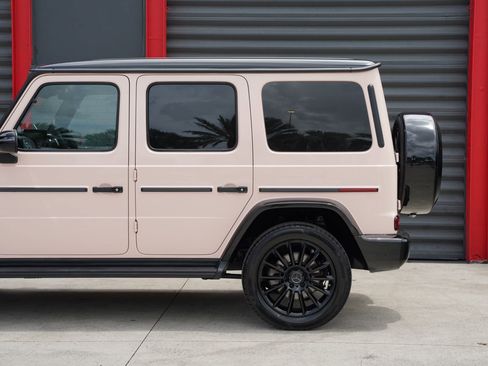 Used 2021 Mercedes-Benz G 550 w/ Exclusive Interior Package image 10