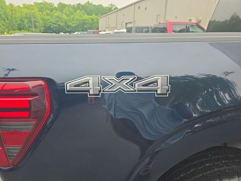 Used 2024 Ford F150 Lariat w/ Bed Utility Package AWD/4WD image 7