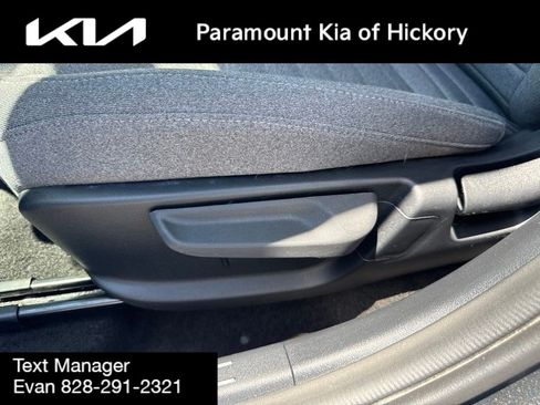 Used 2025 Kia K4 EX FWD image 18