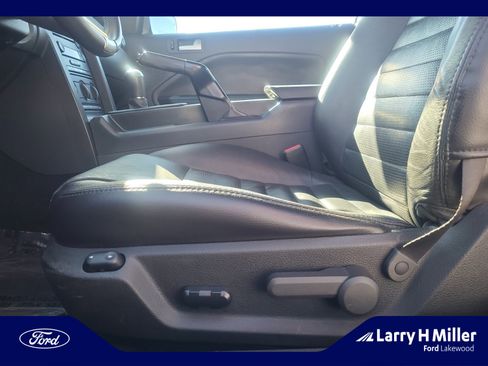 Used 2006 Ford Mustang GT Premium image 14