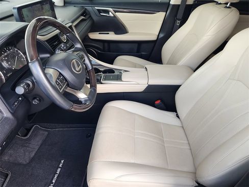 Used 2022 Lexus RX 350L Luxury image 12