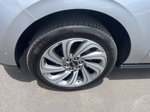 Used 2023 Lincoln Navigator Reserve AWD/4WD image 10