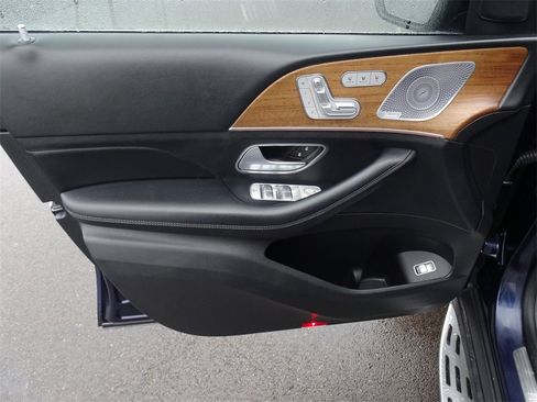 Used 2020 Mercedes-Benz GLE 450 4MATIC image 13