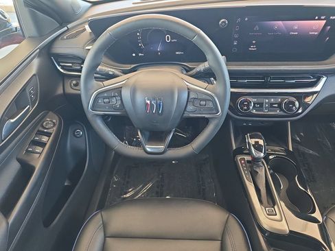 Used 2024 Buick Envista Sport Touring w/ Convenience I Package FWD image 11